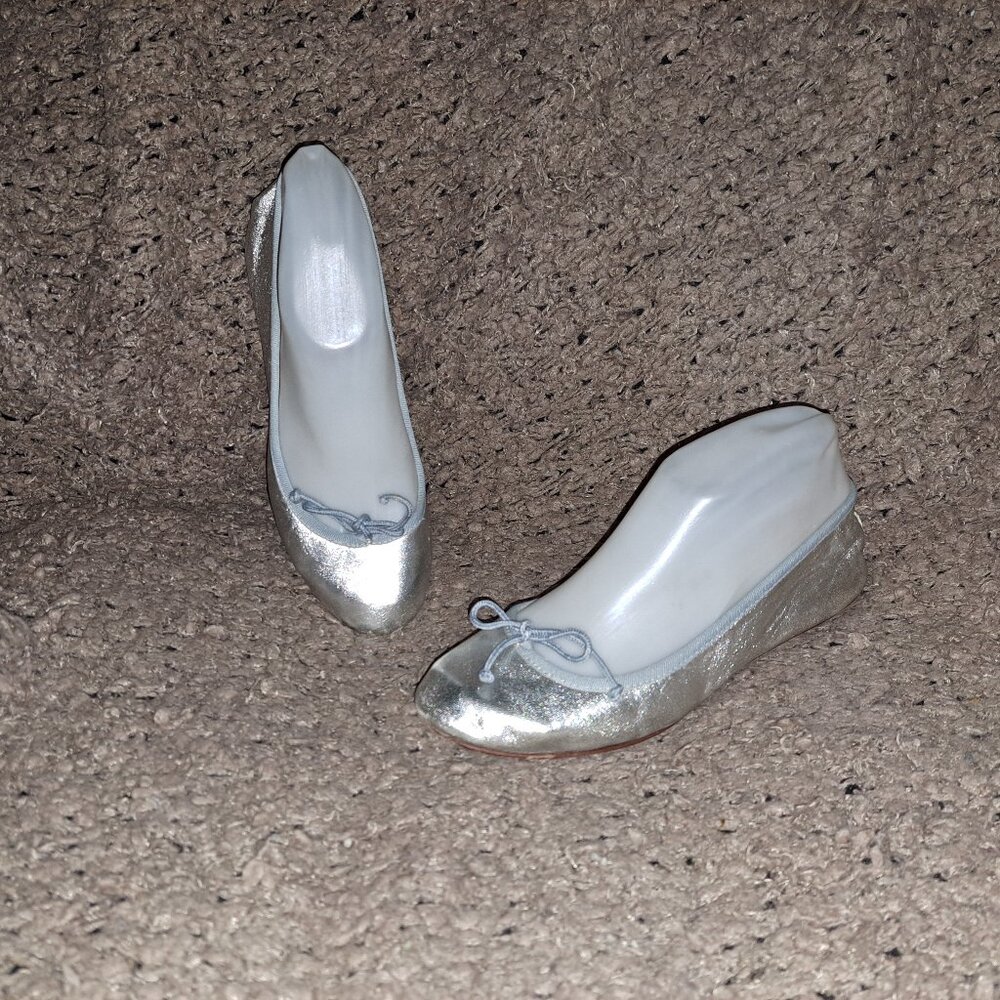 BAGLLERINA-Silver Leather Foldable Ballet Flats-Sz 36-Excellent